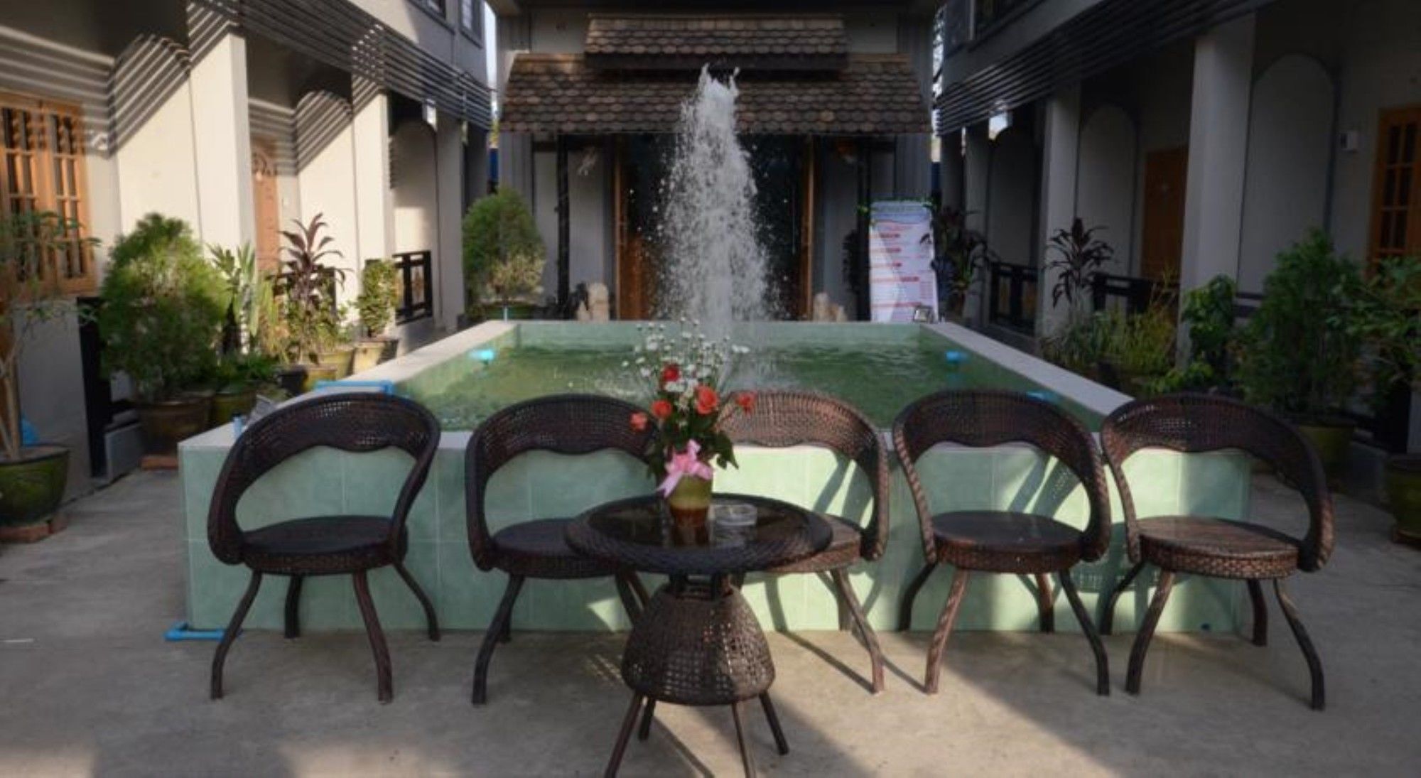 Inlay Palace Hotel Nyaung Shwe Exterior foto